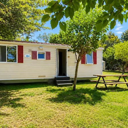 Campingplatz Campervans At Zante - Access, Pool & Seaview